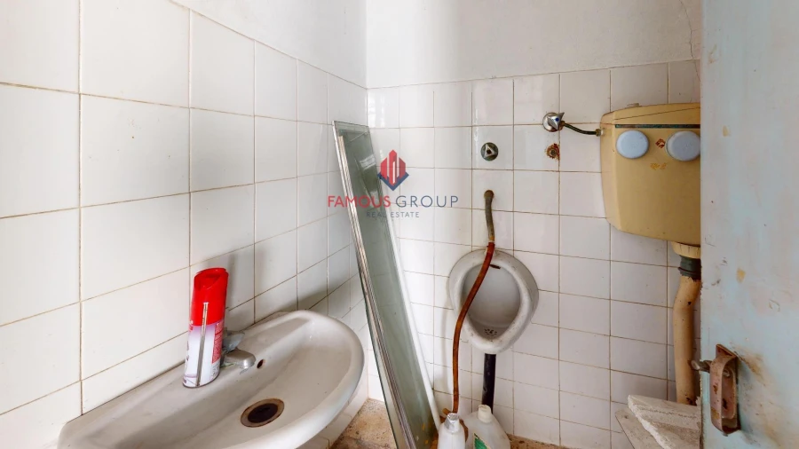 Prédio para Venda em Estômbar e Parchal Foto 11