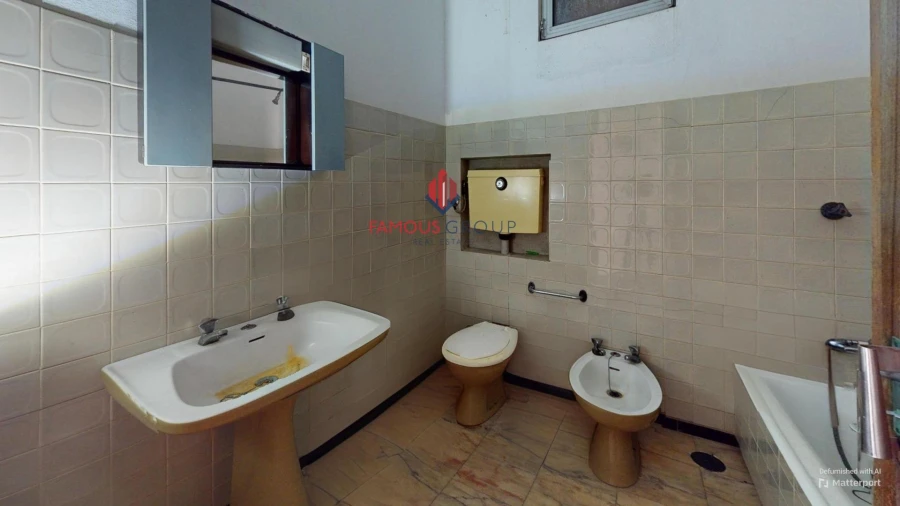 Prédio para Venda em Estômbar e Parchal Foto 15