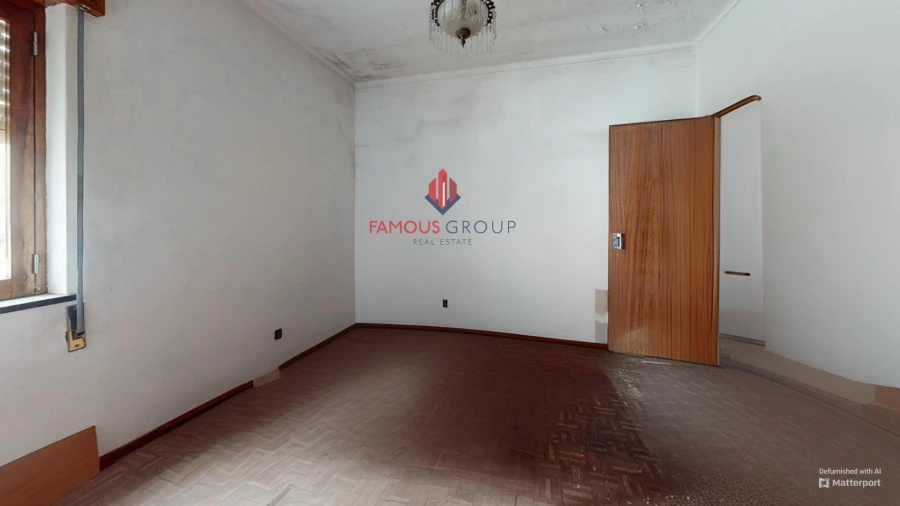 Prédio para Venda em Estômbar e Parchal Foto 31