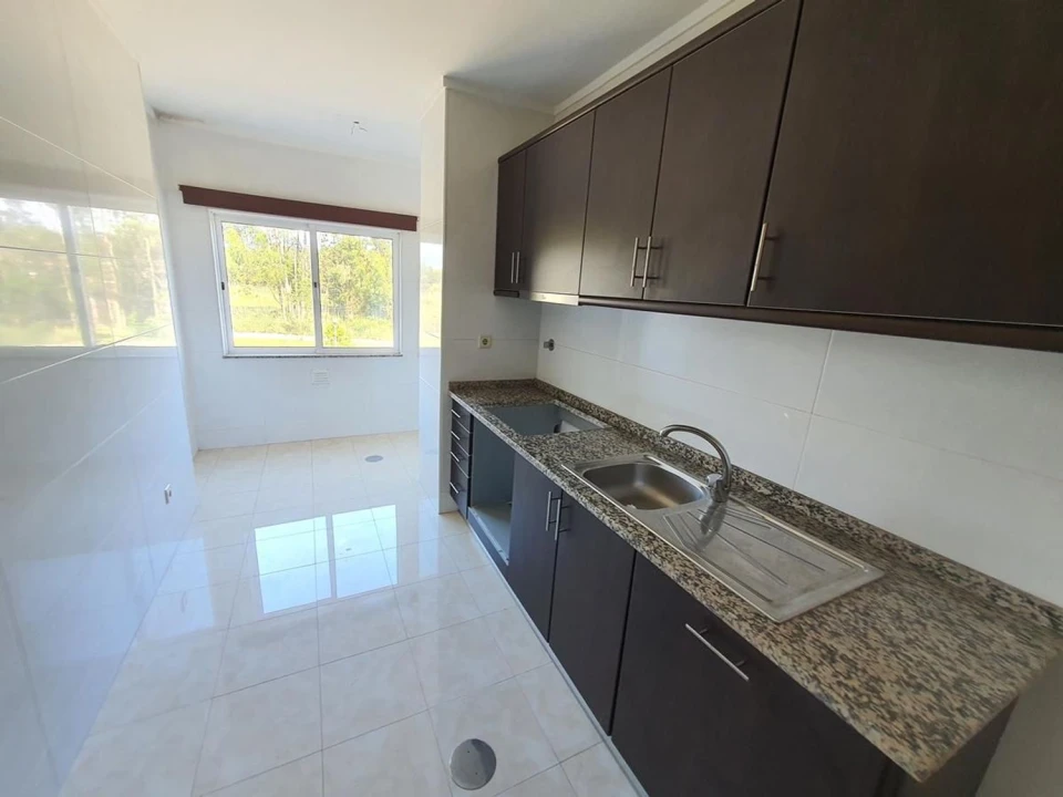 Apartamento T2 para Venda em Canelas Foto 8