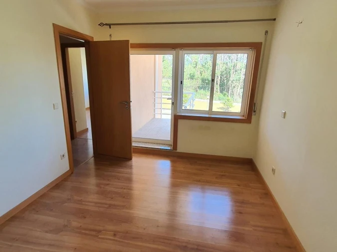 Apartamento T2 para Venda em Canelas Foto 13