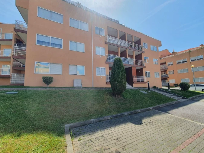 Apartamento T2 para Venda em Canelas Foto 25