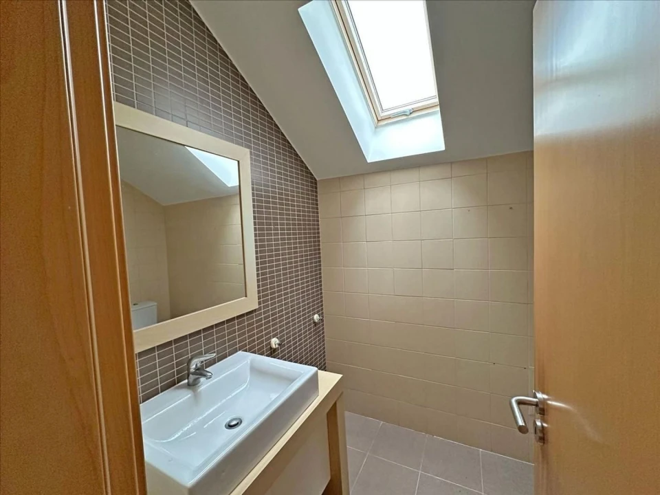 Apartamento T3 para Venda em Carvoeira Foto 24