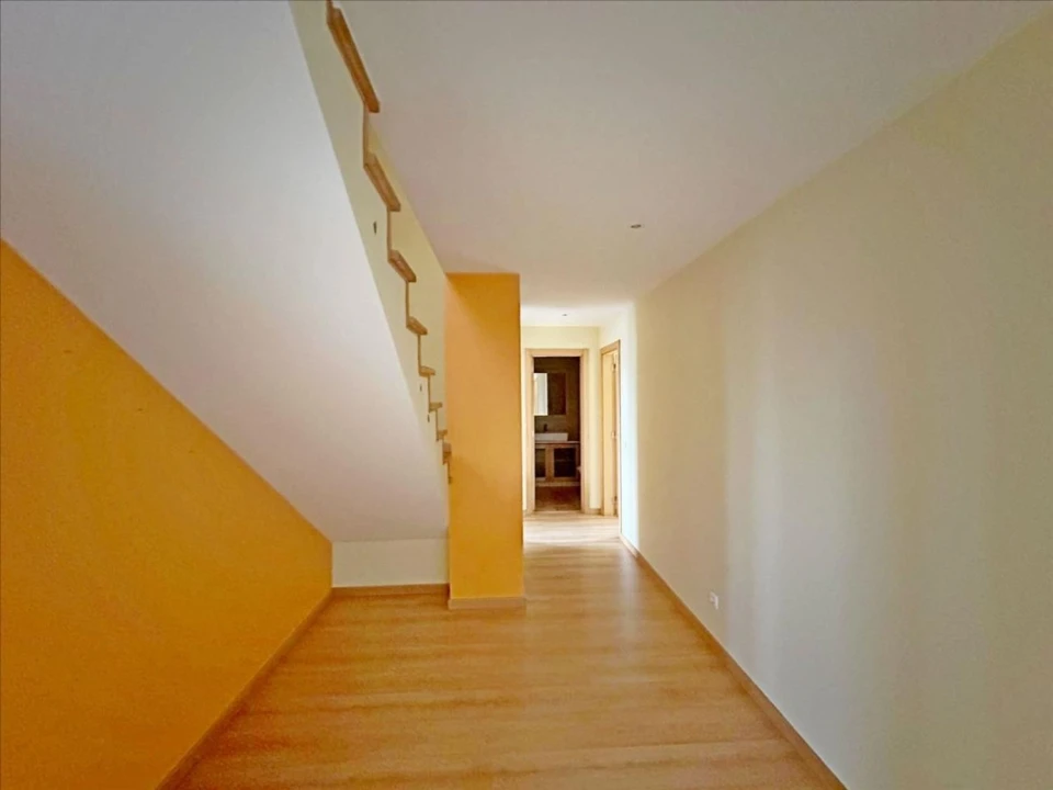 Apartamento T3 para Venda em Carvoeira Foto 4