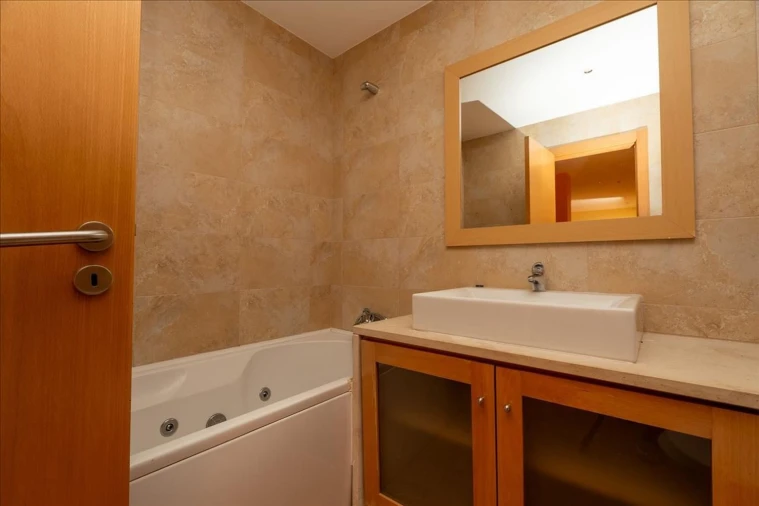 Apartamento T3 para Venda em Carvoeira Foto 22