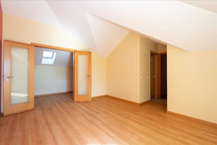 Apartamento T3 para Venda em Carvoeira Foto 8