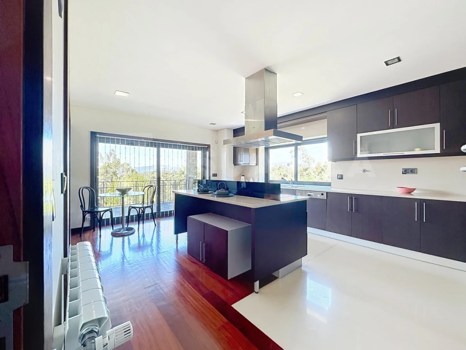 Moradia T5 para Venda em Reboreda e Nogueira Foto 28