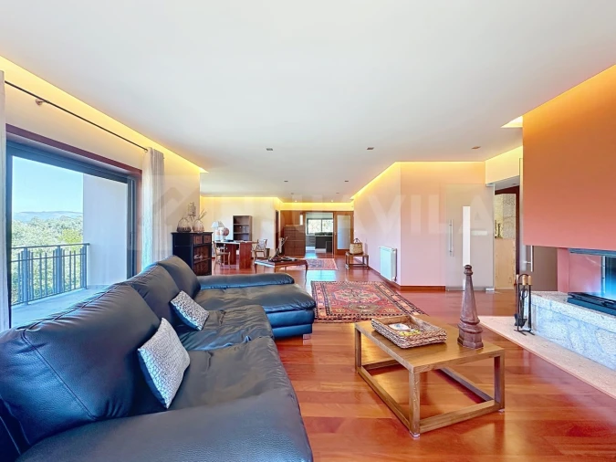 Moradia T5 para Venda em Reboreda e Nogueira Foto 34