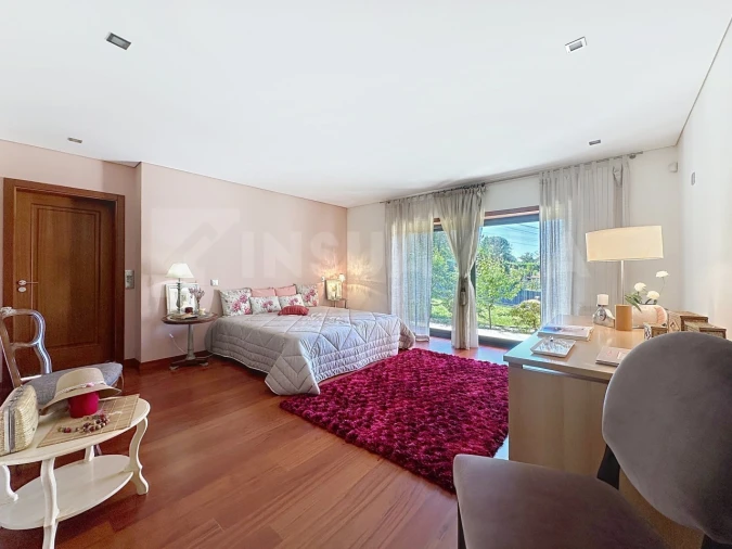 Moradia T5 para Venda em Reboreda e Nogueira Foto 42