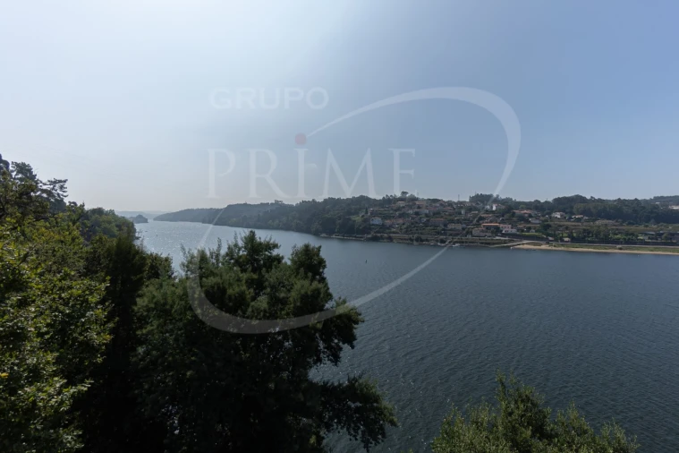 Moradia T3 para Arrendamento em Foz do Sousa e Covelo Foto 14