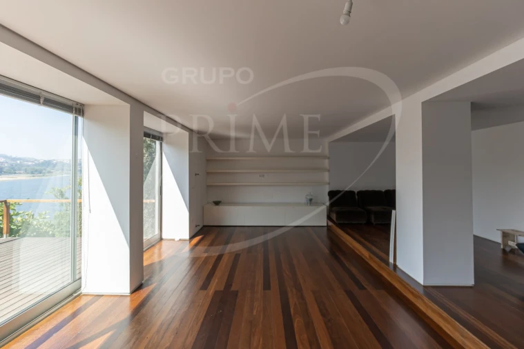 Moradia T3 para Arrendamento em Foz do Sousa e Covelo Foto 32