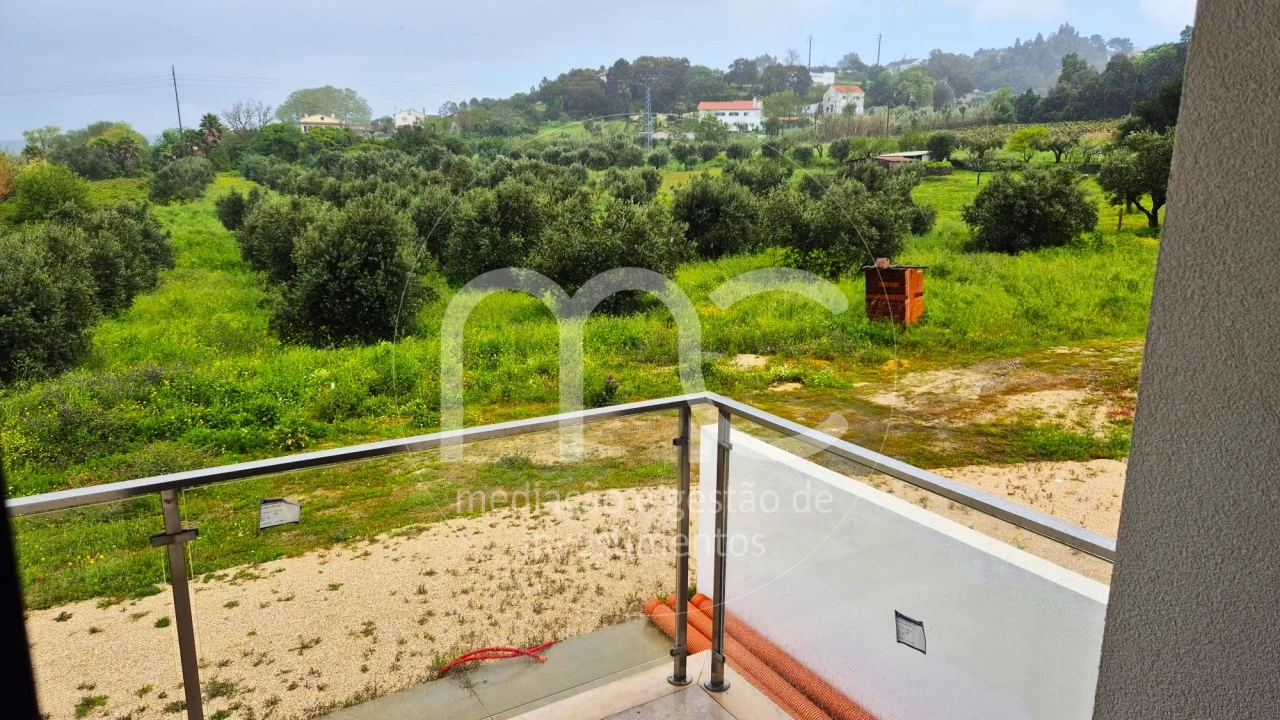 Moradia T4 para Venda em Nossa Senhora das Misericordias Foto 36