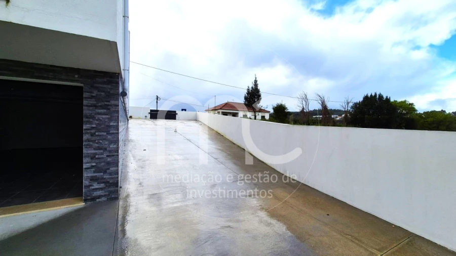 Moradia T4 para Venda em Nossa Senhora das Misericordias Foto 31