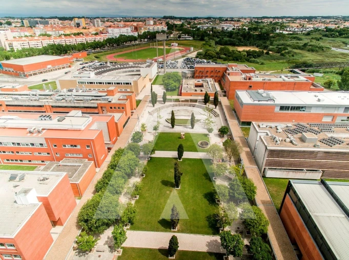 Prédio para Venda em Glória e Vera Cruz Foto 11