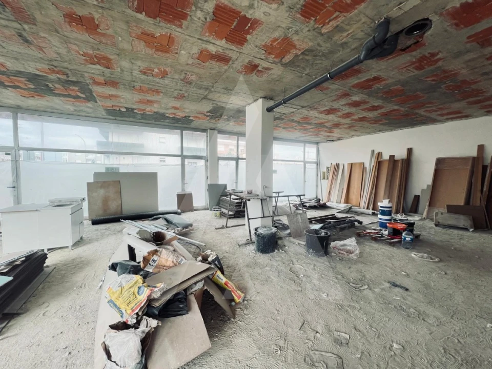 Loja para Venda em Gafanha da Boa Hora Foto 11