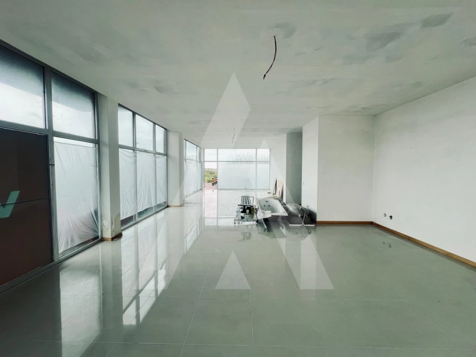 Loja para Venda em Gafanha da Boa Hora Foto 3