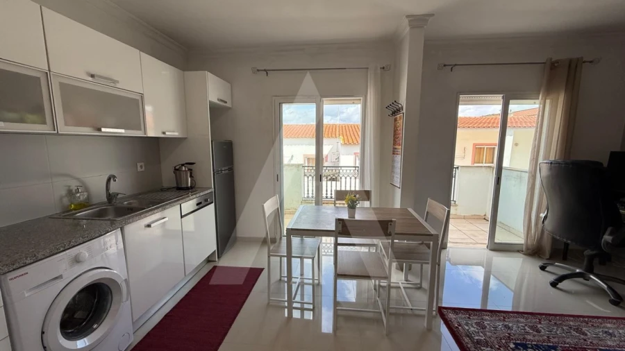Apartamento T1 para Venda em Algoz e Tunes