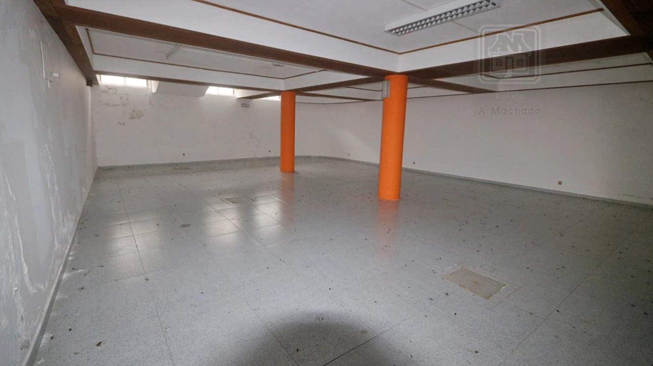 Prédio para Venda em Ponta Delgada (São Pedro) Foto 25