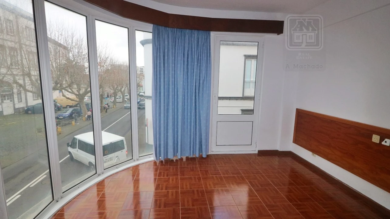 Prédio para Venda em Ponta Delgada (São Pedro) Foto 86