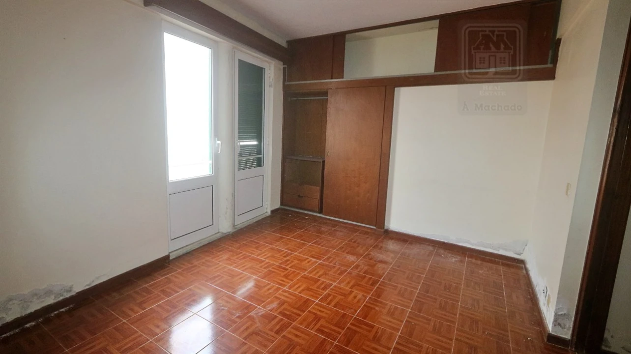 Prédio para Venda em Ponta Delgada (São Pedro) Foto 109