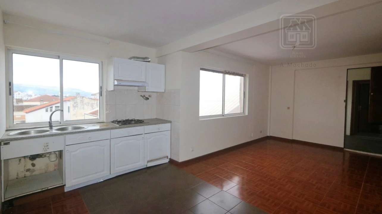 Prédio para Venda em Ponta Delgada (São Pedro) Foto 126