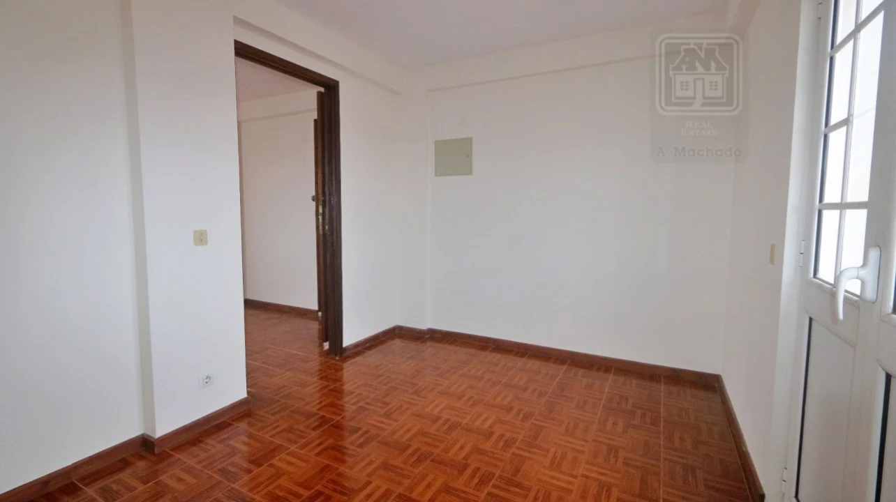 Prédio para Venda em Ponta Delgada (São Pedro) Foto 135