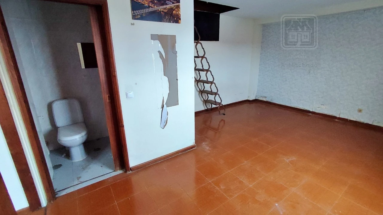 Prédio para Venda em Ponta Delgada (São Pedro) Foto 156