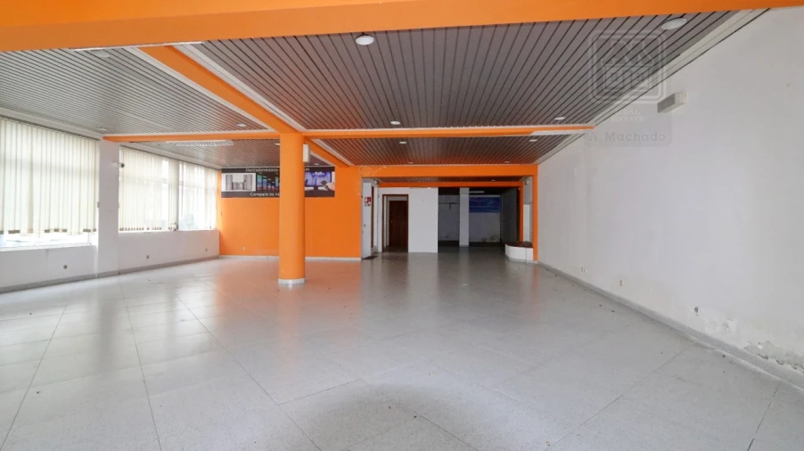 Prédio para Venda em Ponta Delgada (São Pedro) Foto 9