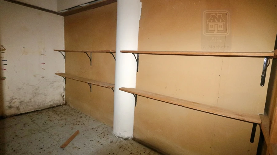 Prédio para Venda em Ponta Delgada (São Pedro) Foto 35