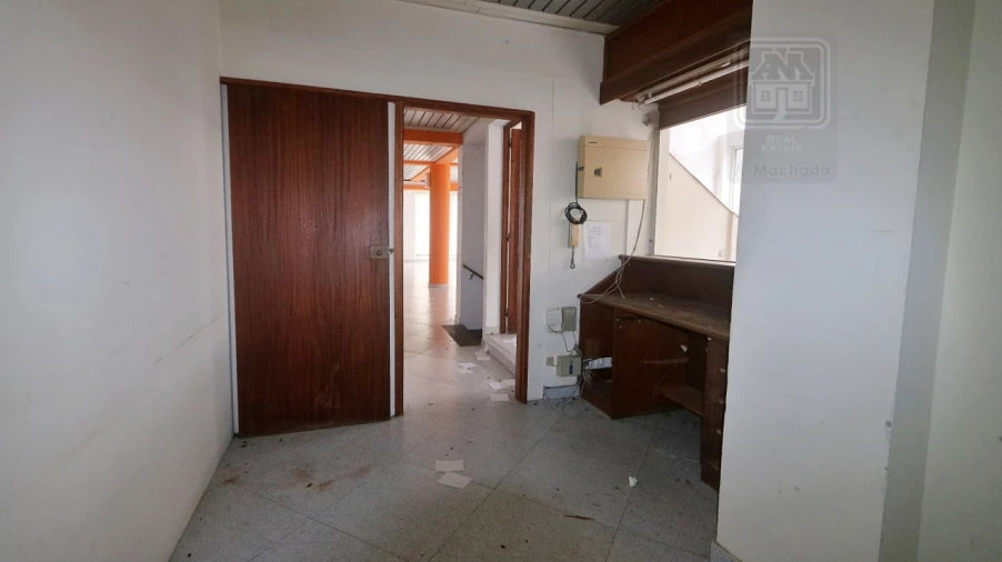 Prédio para Venda em Ponta Delgada (São Pedro) Foto 45