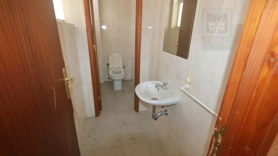 Prédio para Venda em Ponta Delgada (São Pedro) Foto 48