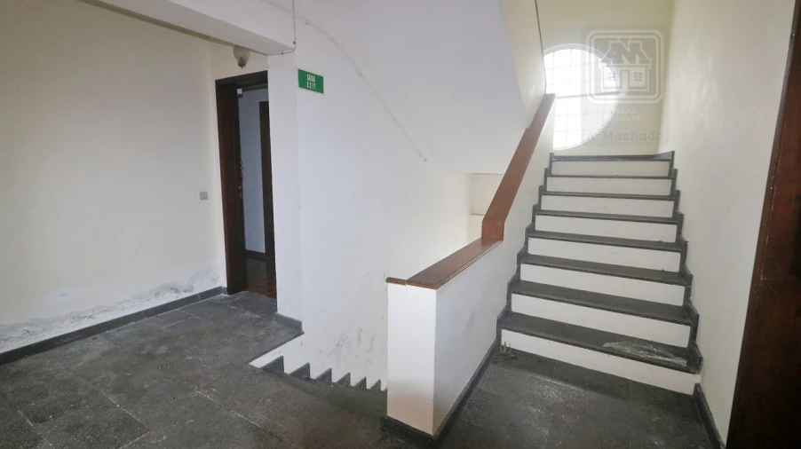 Prédio para Venda em Ponta Delgada (São Pedro) Foto 52