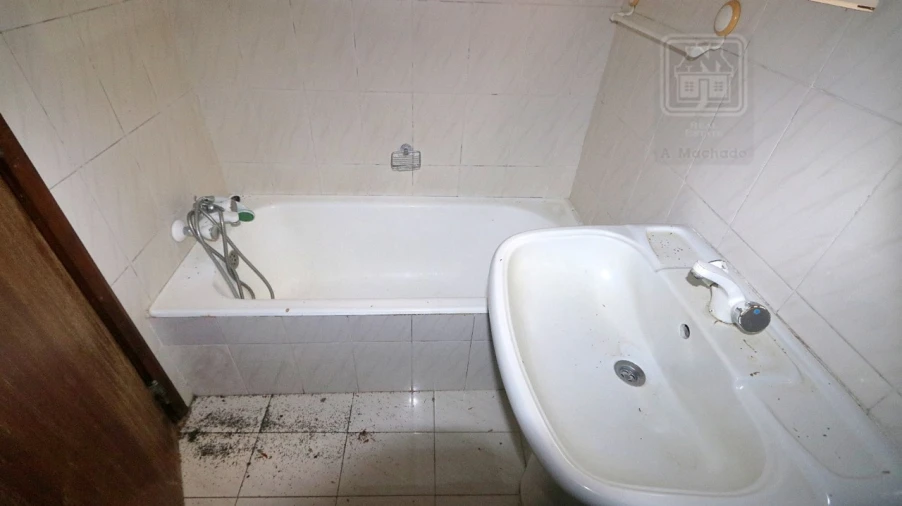 Prédio para Venda em Ponta Delgada (São Pedro) Foto 55