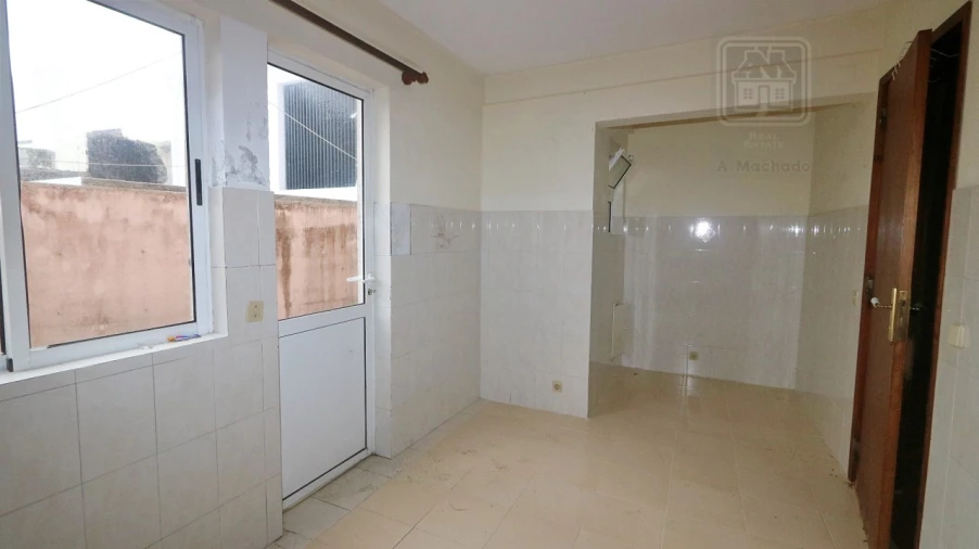 Prédio para Venda em Ponta Delgada (São Pedro) Foto 64