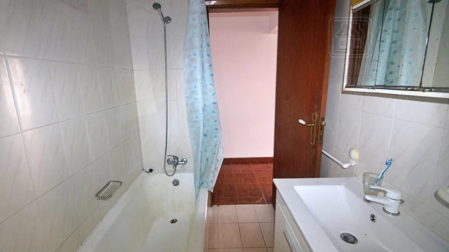 Prédio para Venda em Ponta Delgada (São Pedro) Foto 85