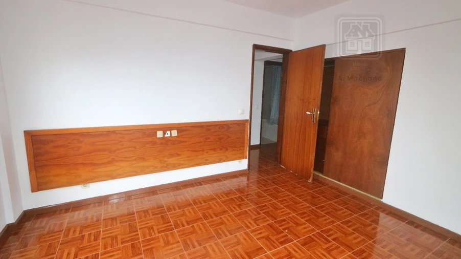 Prédio para Venda em Ponta Delgada (São Pedro) Foto 87