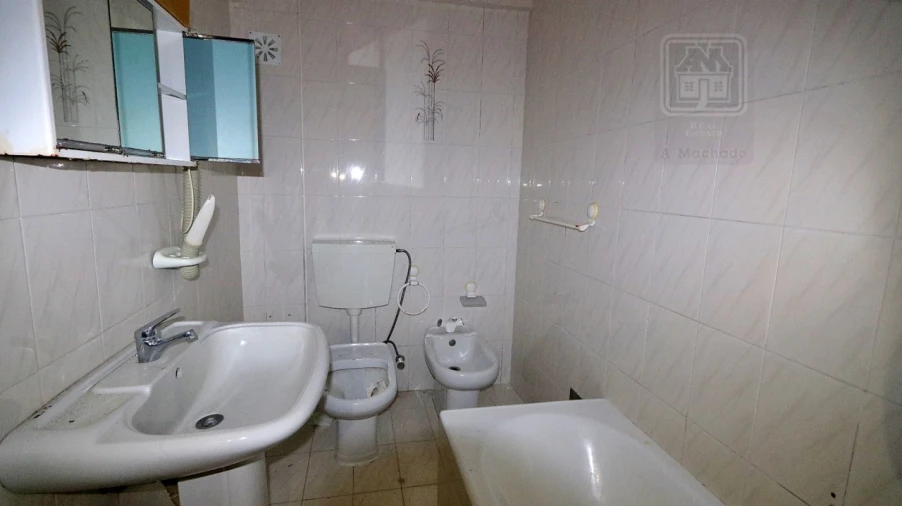 Prédio para Venda em Ponta Delgada (São Pedro) Foto 118