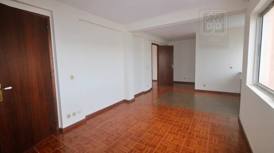 Prédio para Venda em Ponta Delgada (São Pedro) Foto 128