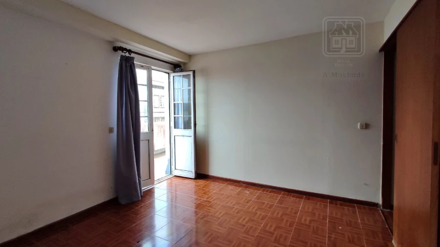 Prédio para Venda em Ponta Delgada (São Pedro) Foto 146