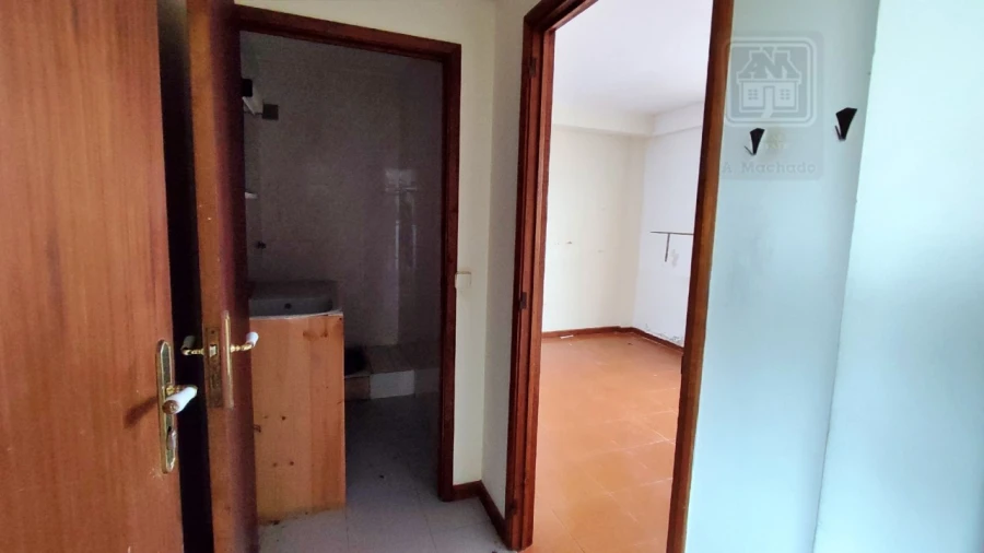 Prédio para Venda em Ponta Delgada (São Pedro) Foto 150