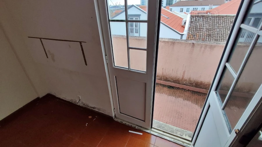 Prédio para Venda em Ponta Delgada (São Pedro) Foto 152