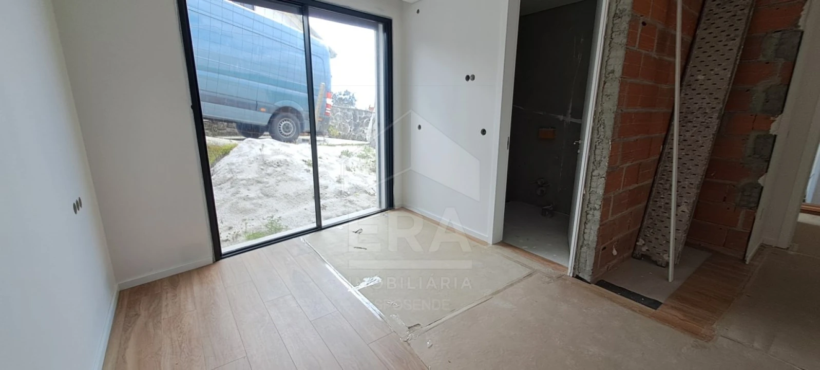 Moradia T3 para Venda em Belinho e Mar Foto 6