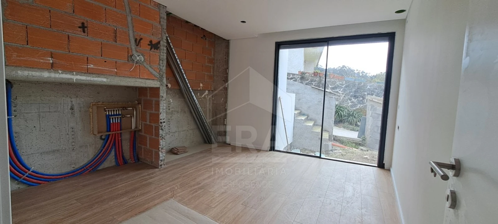 Moradia T3 para Venda em Belinho e Mar Foto 7