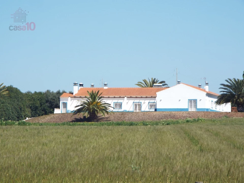 Quinta T7 para Venda em Ferreira do Alentejo e Canhestros Foto 10
