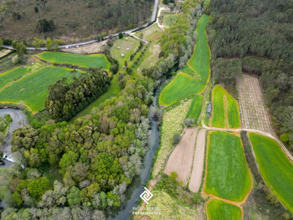 Terreno para Venda em Fragoso Foto 6