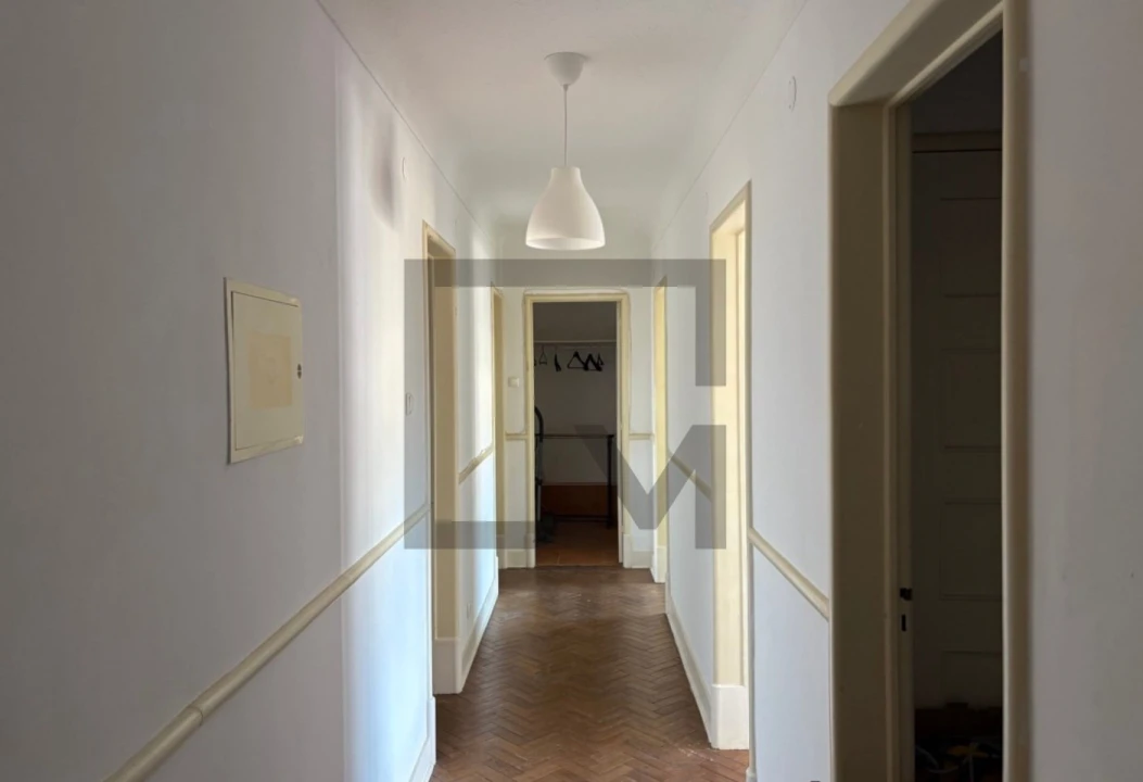 Apartamento T4 para Venda em Algés, Linda-A-Velha e Cruz Quebrada-Dafundo Foto 4