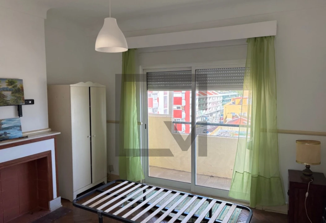 Apartamento T4 para Venda em Algés, Linda-A-Velha e Cruz Quebrada-Dafundo Foto 16