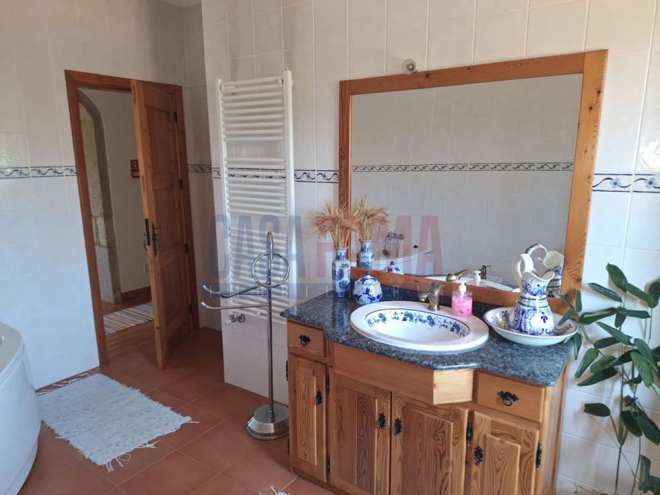 Quinta T8 para Venda em Fragoso Foto 17