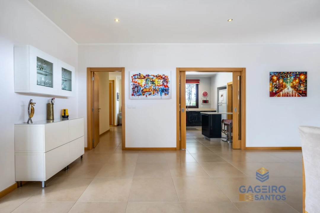 Moradia T4 para Venda em São Martinho do Porto Foto 18