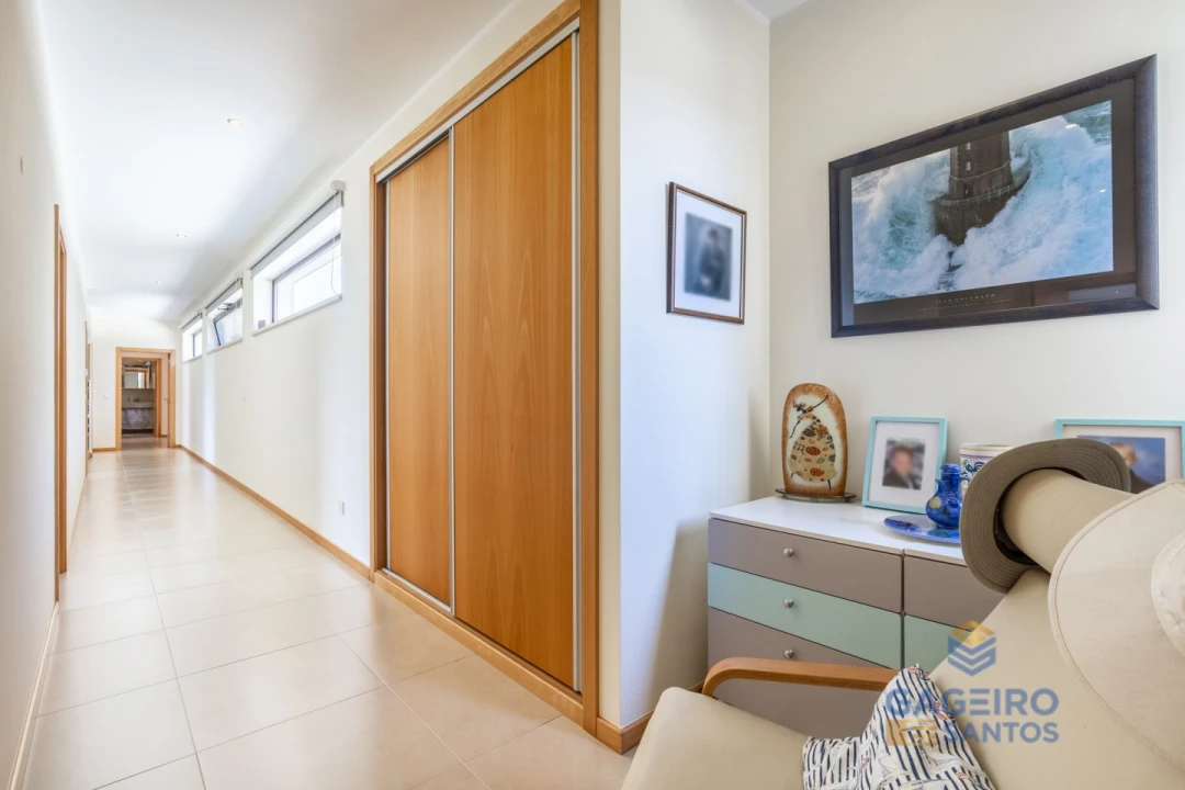 Moradia T4 para Venda em São Martinho do Porto Foto 23